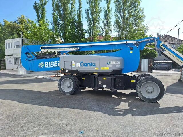 Articulerende giek Genie ZX 135/70