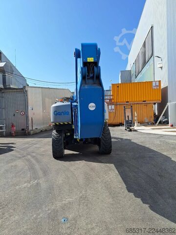 Articulerende giek Genie ZX 135/70