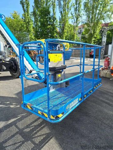 Articulerende giek Genie ZX 135/70