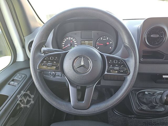 Bakwagen MERCEDES-BENZ SPRINTER 515 Bakwagen Laadklep!