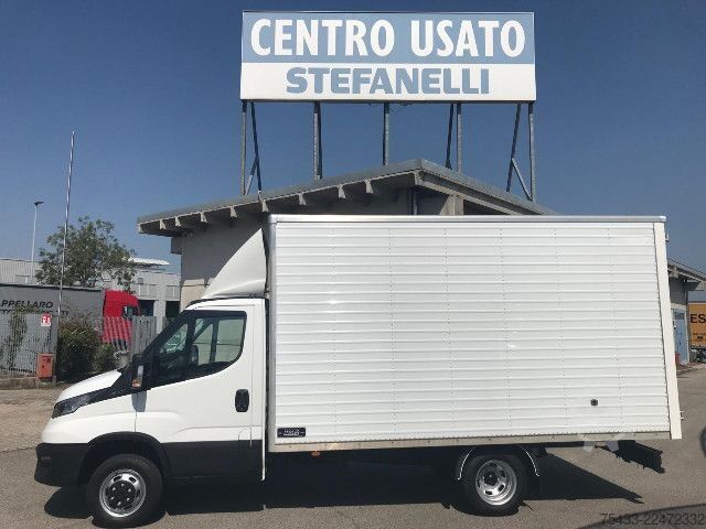Panelvan IVECO DAILY 35C14H BOX
