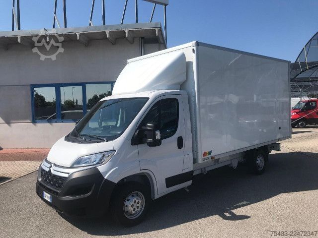 Aangepaste bestelwagen Citroën Jumper 35 L4 2.2 bluehdi 140cv S&S  p.la