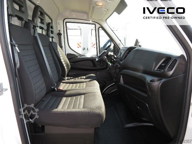 Vrachtwagen met bakwagen IVECO Daily 35C16 Koffer/LBW Klima, Kamera
