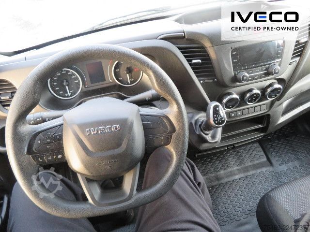 Bestelwagen met verhoogd dak IVECO 35S16A8V