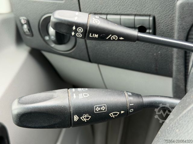 Minibuss VW Crafter 2.0 Tdi 80 kw L2H2 9Sitze Klima Tempomat