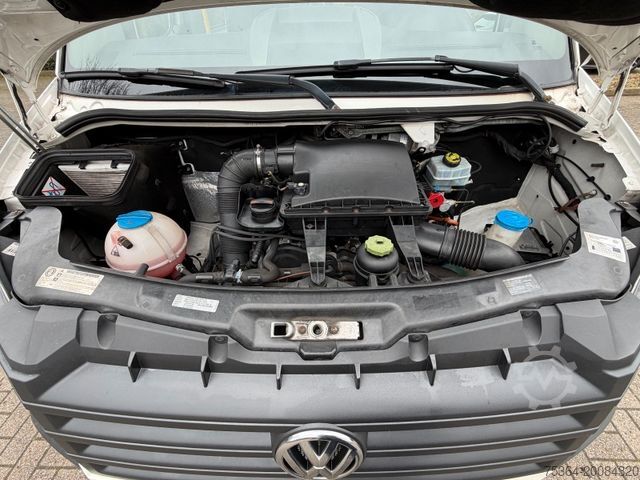 Minibuss VW Crafter 2.0 Tdi 80 kw L2H2 9Sitze Klima Tempomat