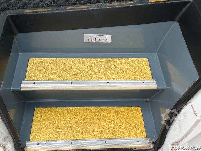 Minibuss VW Crafter 2.0 Tdi 80 kw L2H2 9Sitze Klima Tempomat