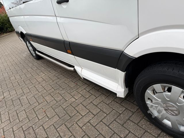 Minibuss VW Crafter 2.0 Tdi 80 kw L2H2 9Sitze Klima Tempomat