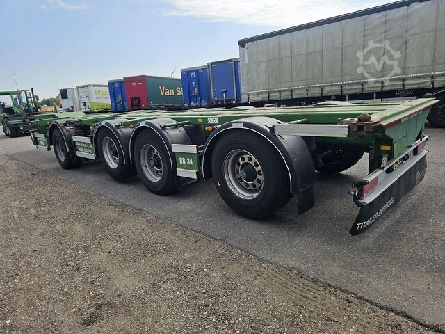 Transportul de containere D-TEC CT-26-01 / 4 AXLE BREAKER/ BPW DRUM/ APK17-01-2027