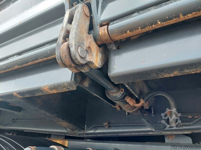 Autocamion basculant tridirecțional VOLVO FMX 460 Meiller Bordmatik 6x4