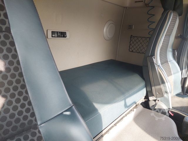 Autocamion basculant tridirecțional VOLVO FMX 460 Meiller Bordmatik 6x4