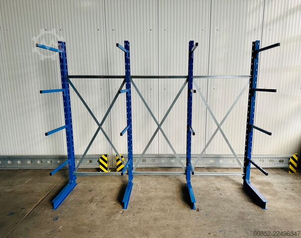 Estante em consola ca. 3,15 lfm. Kragarmregal mit Fachböden H: 250cm 140 kg/Arm META Multistrong