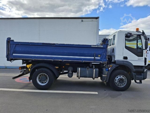 Tre-sidet tipbil IVECO AD190T33 EVI_C / Schalter / Meiller