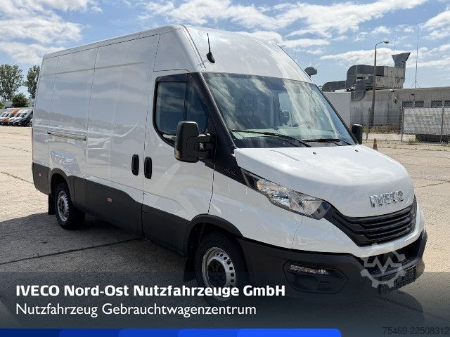 Bestelwagen IVECO 35S16V AHK + Fahrtenschreiber