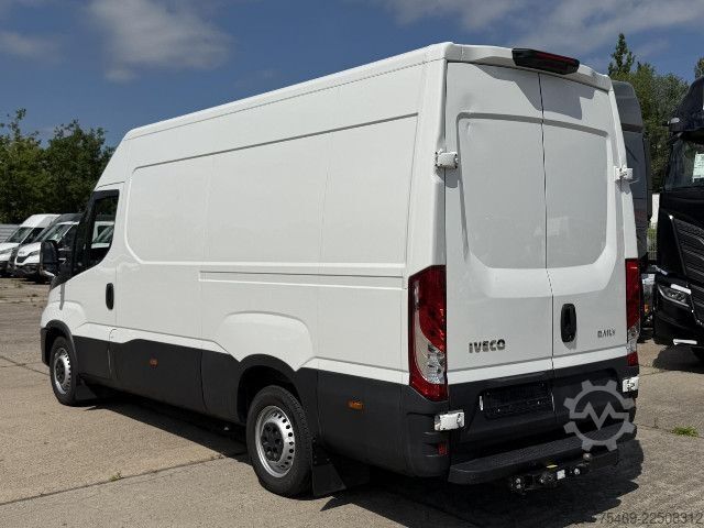 Bestelwagen IVECO 35S16V AHK + Fahrtenschreiber