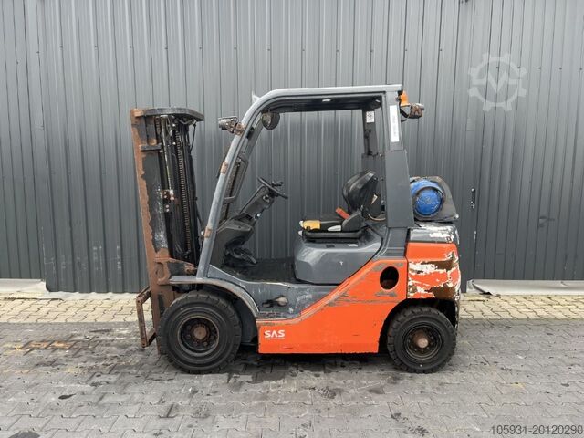 Treibgasstapler Toyota 8FGF20