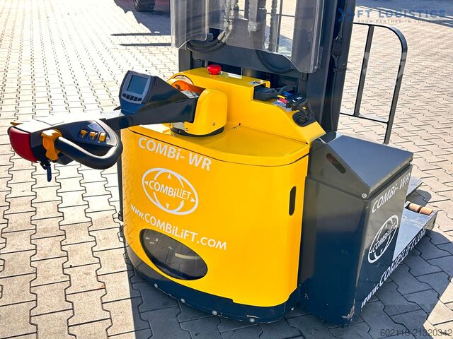 4-utas targonca Combilift WR / DUPLEX / 4.5M / 2017 / ONLY 30 H