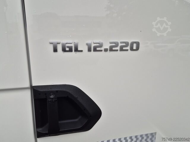 Autotransporter LKW man TGL 12.220 BL Autotransporter AHK