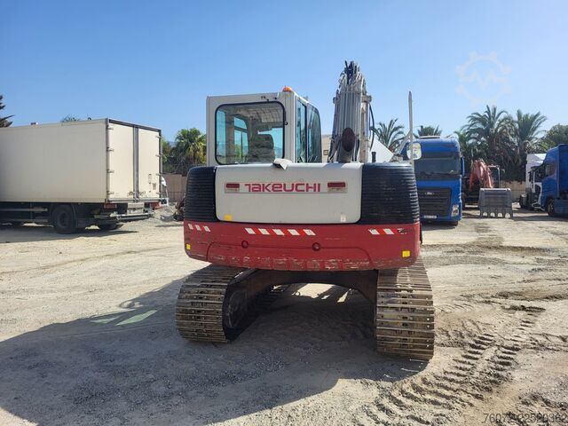 Excavatrice à chaînes Takeuchi TB 1140