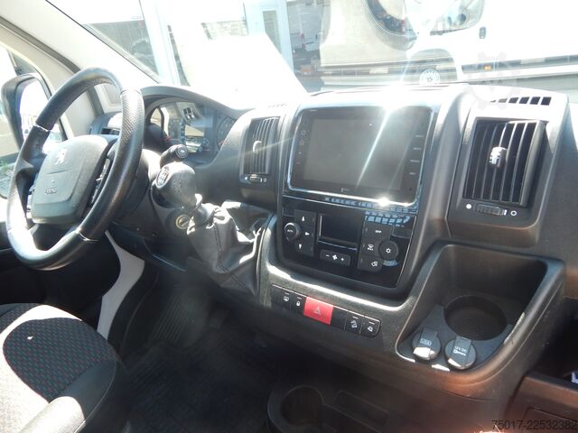 Autoutilitară cu platformă, șasiu întărit Peugeot Pritsche Superlang 4,20mPritsche Boxer 1. Hand Scheckheft Navi+verstärkt