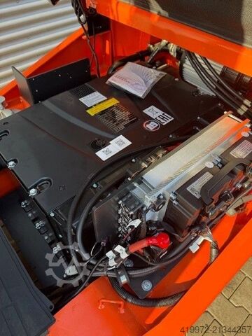 Elektrisk 4 -hjulet gaffeltruck Noblelift CPD30-AF1S