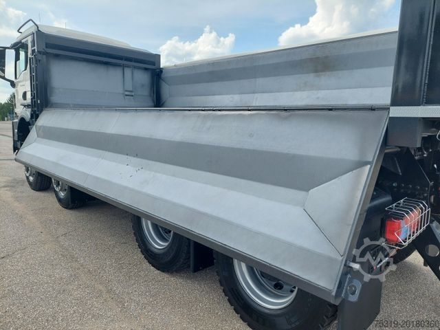 Třístranný sklápěč MAN TGS 41.520 8X6 BB CH