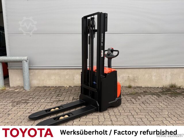 Stivuitor manual Toyota SWE 120 / Akku neu!