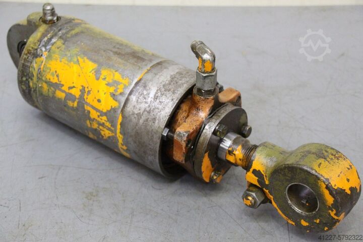 Hydraulic cylinder unbekannt Hub 88 mm