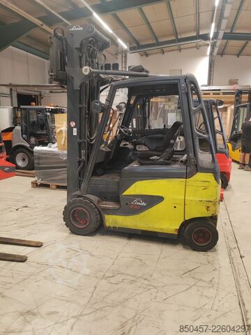 Elektryczny – 4 koła Linde E30/600H(387) Batt2022 BJ
