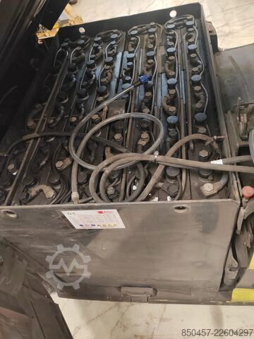 Elektryczny – 4 koła Linde E30/600H(387) Batt2022 BJ