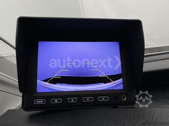Vrachtwagen met bakwagen VOLKSWAGEN Crafter 35 *Ladebordwand* KAMERA+KLIMA+TEMPOMAT