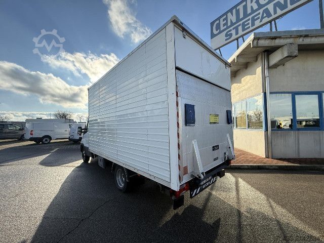 Bestelwagen IVECO DAILY 35C14H BOX + SPONDA