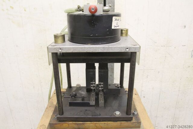 Punch Schüco Pneumatik-Presse 293 885