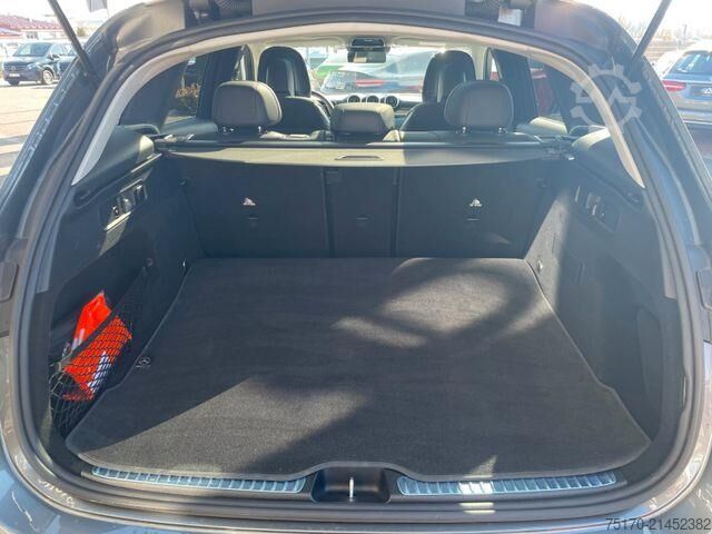 Plataforma de carga Mercedes-Benz GLC 200 4M AVANTGARDE Pano+Burm+360°+Distr+Ambie