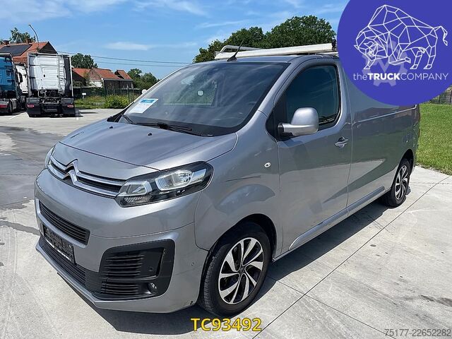 Panelová dodávka Citroën Jumpy 2.0 // L2 // Premium // GPS // Camera