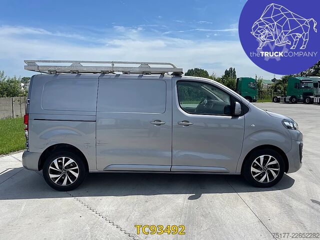 Panelová dodávka Citroën Jumpy 2.0 // L2 // Premium // GPS // Camera