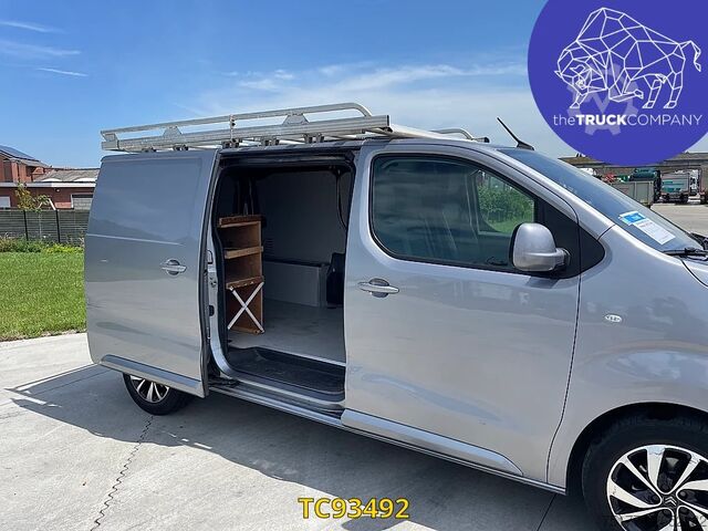 Panelová dodávka Citroën Jumpy 2.0 // L2 // Premium // GPS // Camera