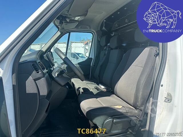 Løfteplatform Renault Master 145.35 klubb