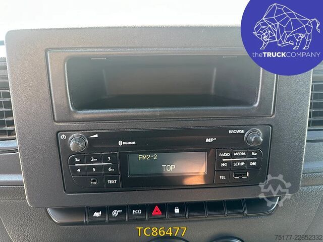 Løfteplatform Renault Master 145.35 klubb