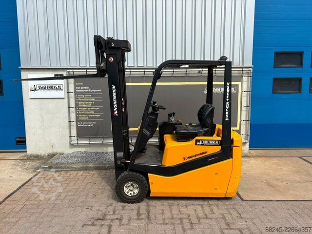 Elektrischer Gabelstapler Jungheinrich mit 3500 mm Hubhöhe JUNGHEINRICH EFG-DF-15