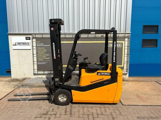 Elektrischer Gabelstapler Jungheinrich mit 3500 mm Hubhöhe JUNGHEINRICH EFG-DF-15