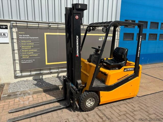 Elektrischer Gabelstapler Jungheinrich mit 3500 mm Hubhöhe JUNGHEINRICH EFG-DF-15