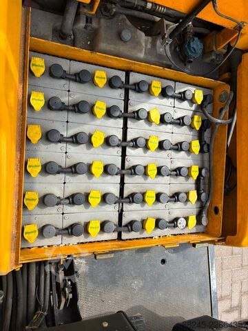 Elektrischer Gabelstapler Jungheinrich mit 3500 mm Hubhöhe JUNGHEINRICH EFG-DF-15