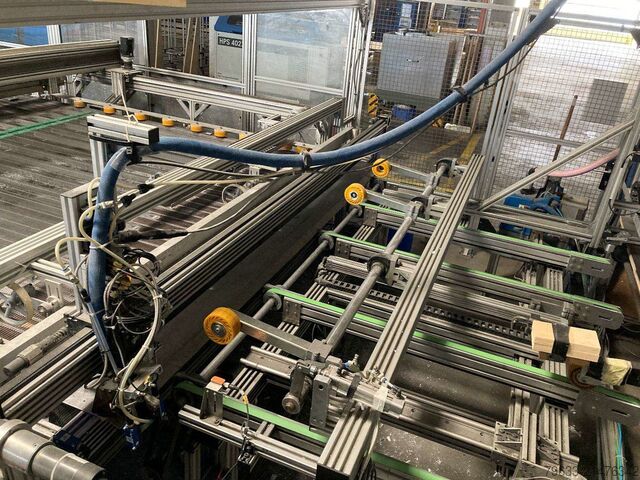 Waterstraalsnijder & verlijmingsstation Expert Systemtechnik GmbH Wasserstrahlschneider & Verklebestation