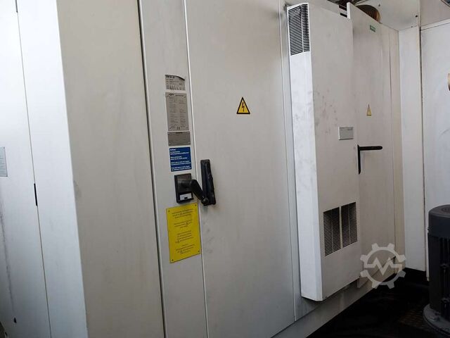 5-assig universeel bewerkingscentrum MIKRON HBM 1350