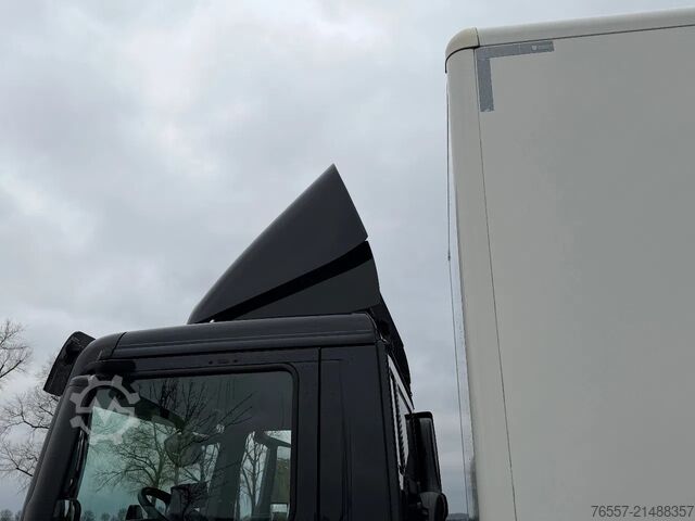 Resväska JUNGE FAHRZEUGBAU GMBH TGL 12.250 TGL EURO6. 10-2023.