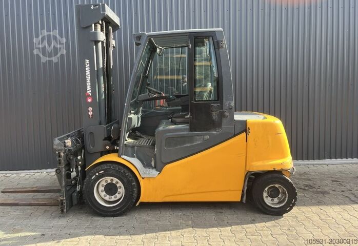 Elektrikli 4 tekerlekli forklift Jungheinrich EFGS50