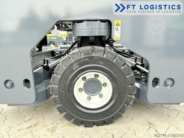 Négyirányú targoncát Combilift C4000 GAS DUPLEX 4600 FORK POSITIONER