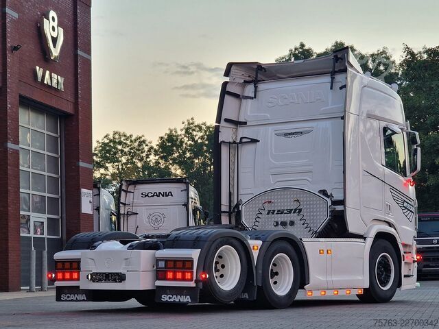 Standard-SZM Scania R530 V8 NGS Highline 6x2 - Show truck - BUFFL i...