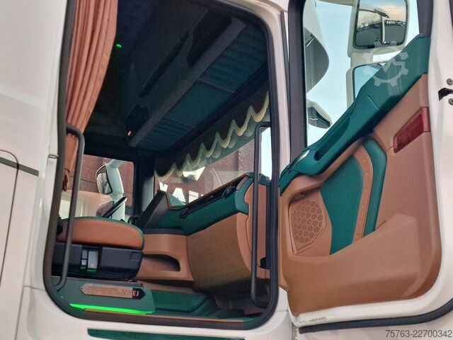 Standard-SZM Scania R530 V8 NGS Highline 6x2 - Show truck - BUFFL i...